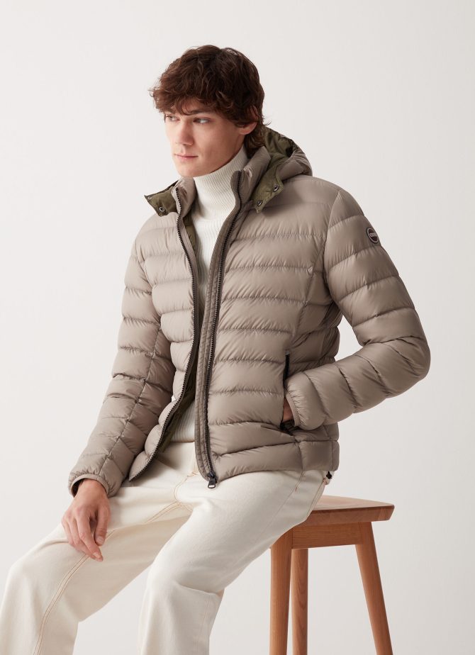 Sporty down jacket with detachable hood