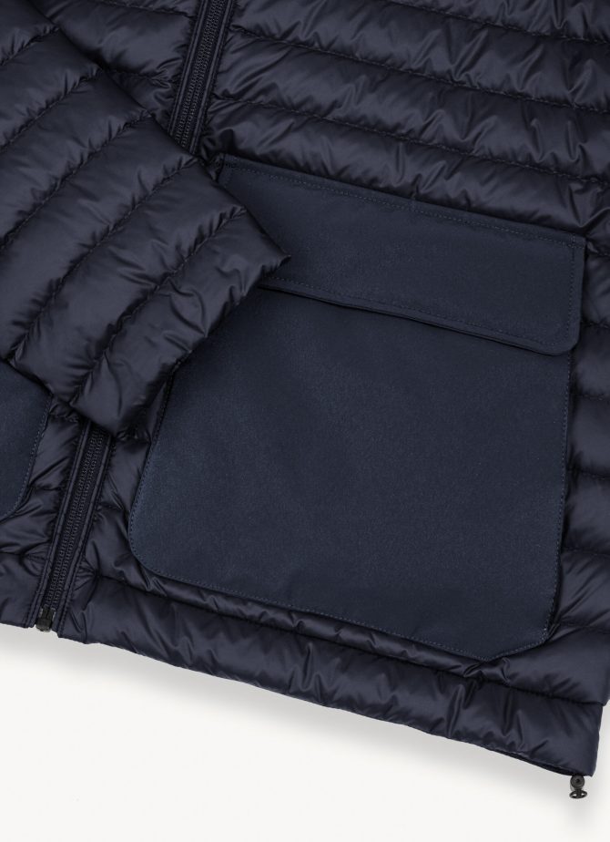 Sporty down jacket with toggle at the collar - Image 6