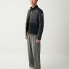 Sporty down jacket with toggle at the collar