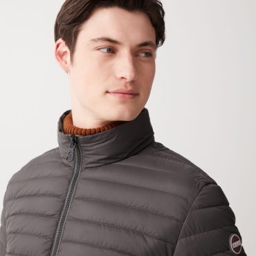 Opaque autumn down jacket with padded collar