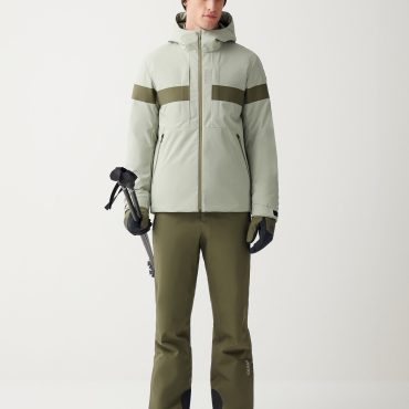 Padded ski jacket with hood