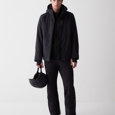 Padded ski jacket made of stretch fabric