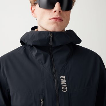 Unpadded shell coat