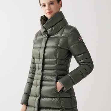 Iridescent down jacket with side opening
