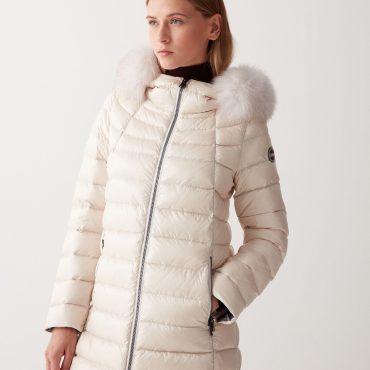 Medium length iridescent down jacket