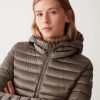 Fitted iridescent down jacket with hood