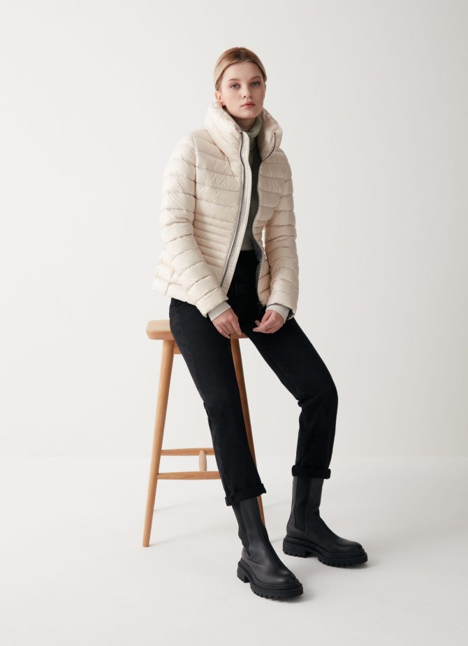 Down jacket with ribbed knit cuffs