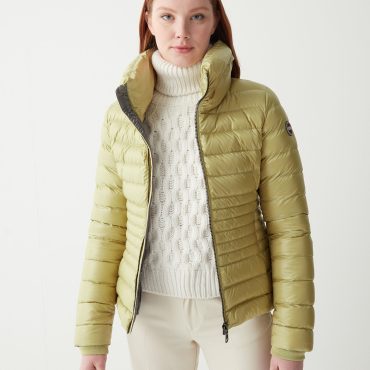 Down jacket with ribbed knit cuffs