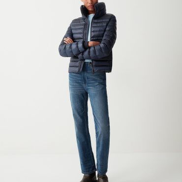 Down jacket with ribbed knit cuffs
