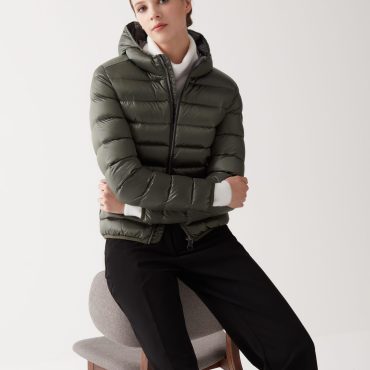 Iridescent down jacket with fixed hood