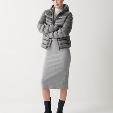 Iridescent down jacket with fixed hood