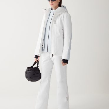 Smooth, quilted ski jacket