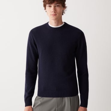 Round-neck wool and cashmere pullover