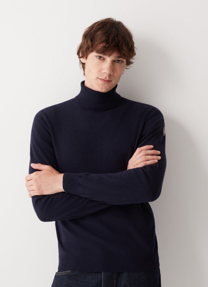 Wool and cashmere turtleneck