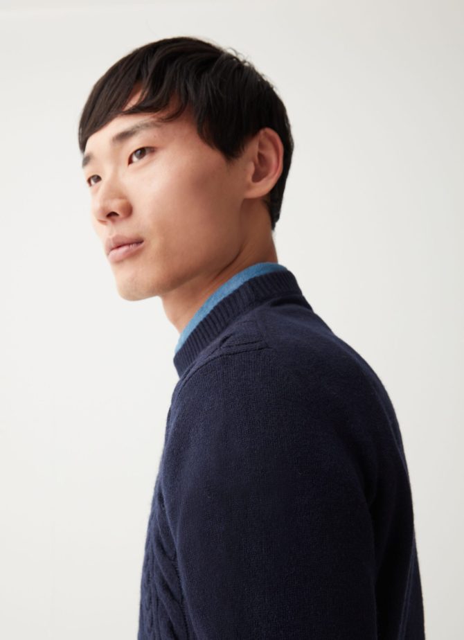 Crew-neck cable-knit pullover - Image 2