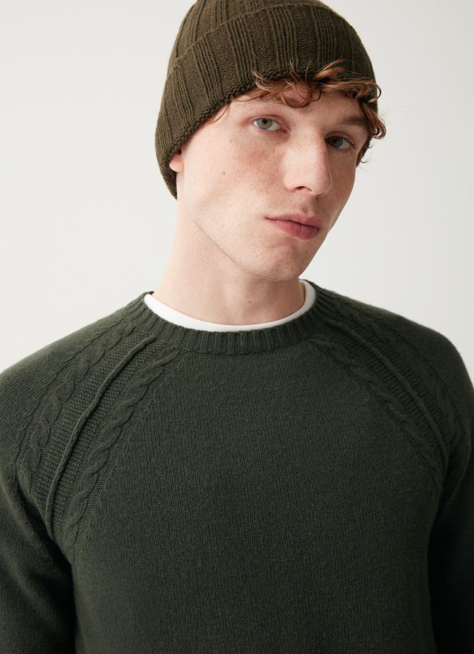 Crew-neck cashmere blend jumper