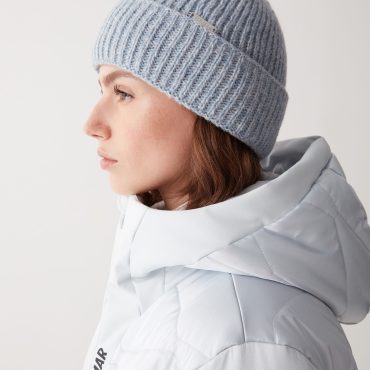 Hat with turn-up cuff