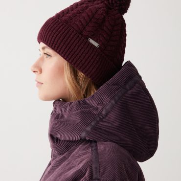 Viscose blend hat with pompom