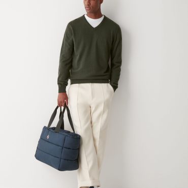 Unisex quilted travel bag