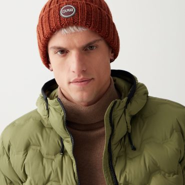 Unisex cap with maxi pompon