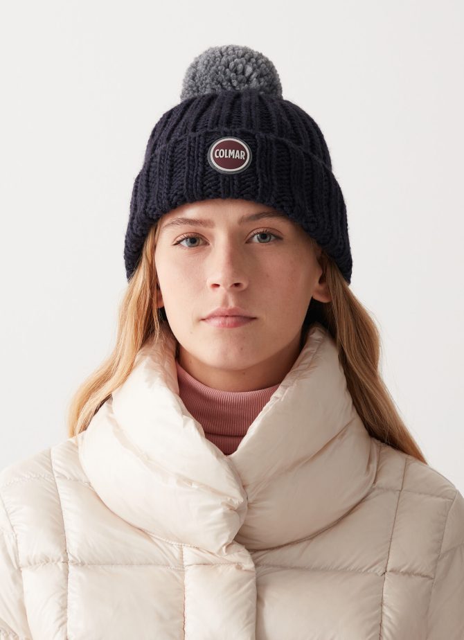 Unisex cap with maxi pompon - Image 2