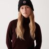 Unisex cap with maxi pompon