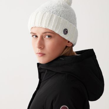 Unisex bouclé cap with pompon