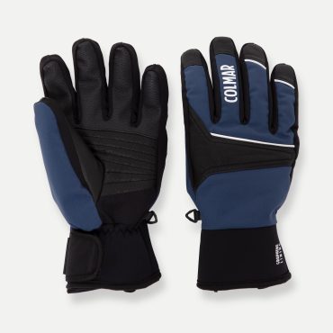 Ski gloves with graphene lining
