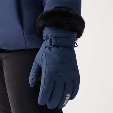 Ski gloves with technical fur hem
