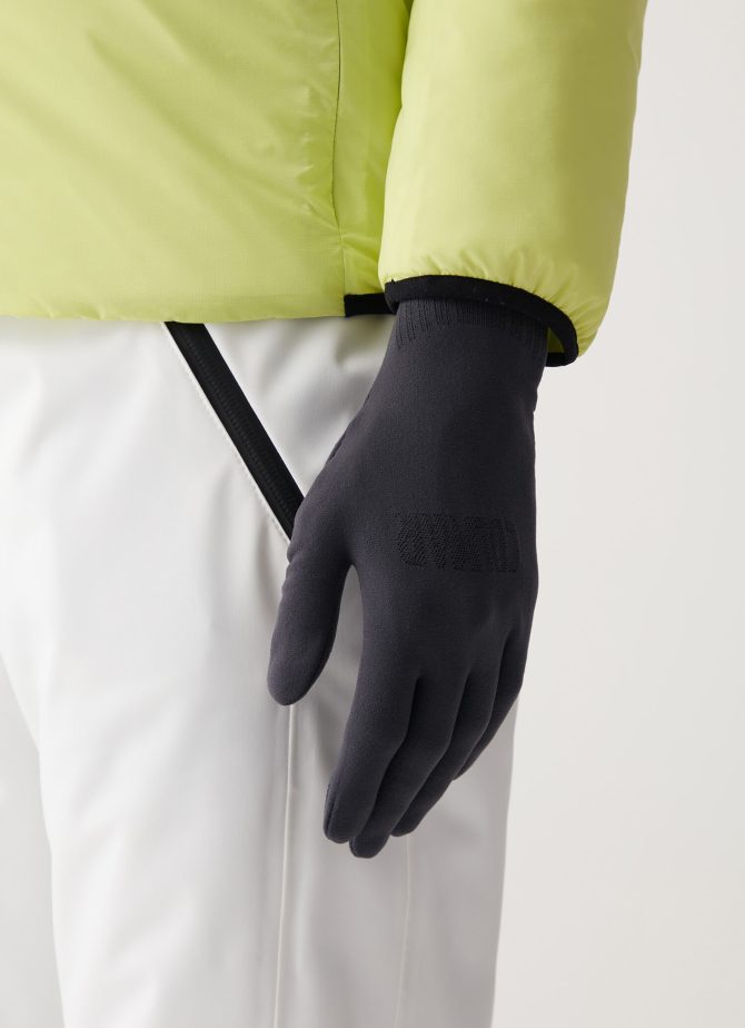 Unisex gloves in Dryarn® yarn - Image 2