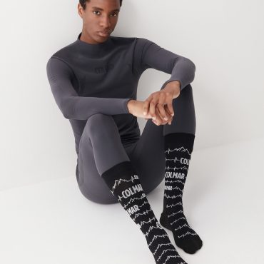 Unisex socks with mountain design