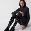 Unisex socks with mountain design - Image 2