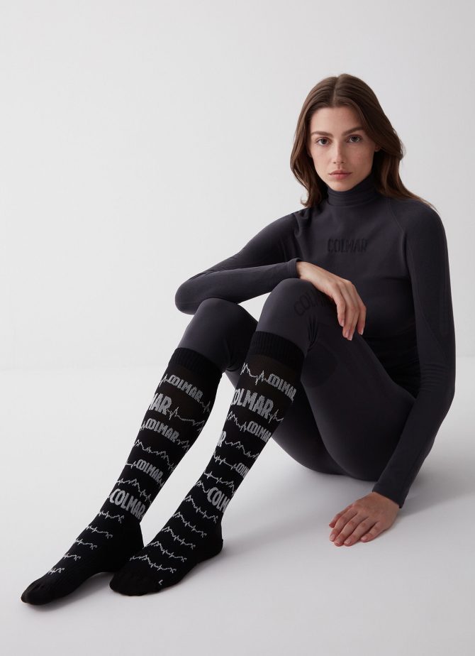 Unisex socks with mountain design - Image 2