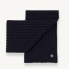 Ribbed knit unisex scarf