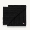 Unisex scarf with cable stitch pattern - Image 3