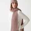 Unisex ribbed scarf