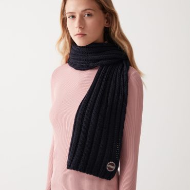 Unisex ribbed scarf