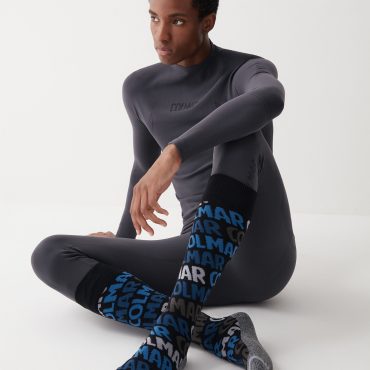 Unisex ski socks in a blend of yarns