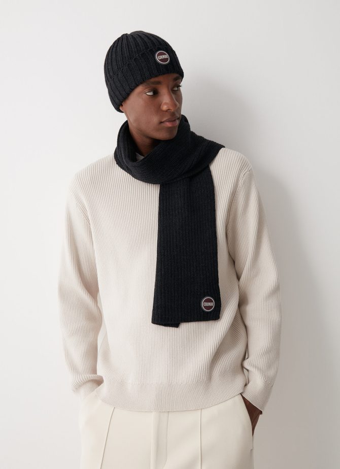 Unisex scarf in wool blend stockinette stitch