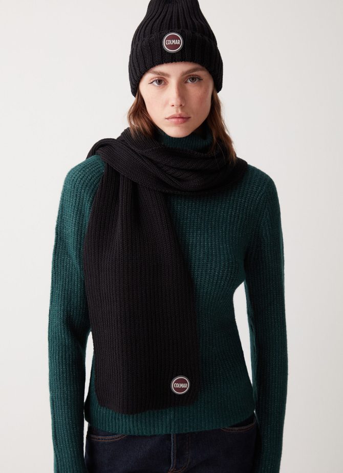 Unisex scarf in wool blend stockinette stitch