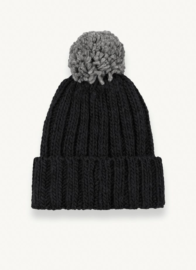Unisex cap with maxi pompon - Image 2