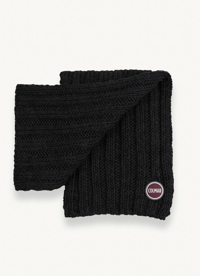Unisex scarf in ribbed wool blend.