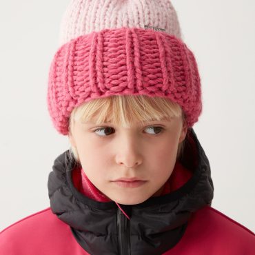 Girls’ hat with wide turn-up