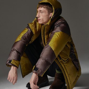 Waterproof mini rip-stop down jacket
