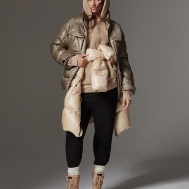 Maxi down jacket with chest pockets