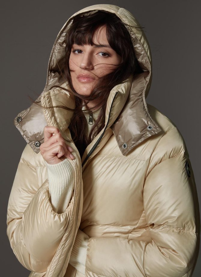 Maxi-down jacket with adjustable waist - Image 2