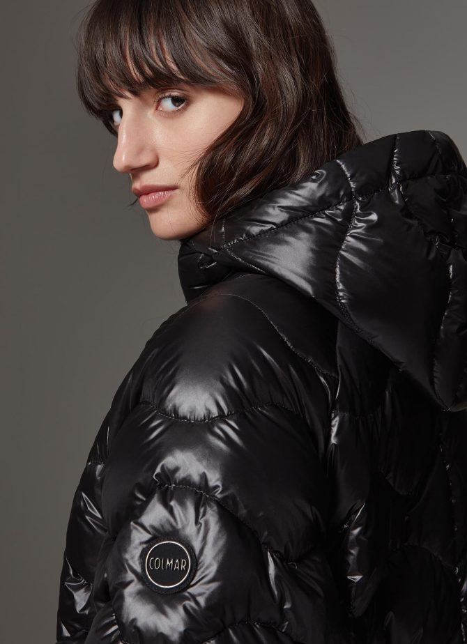 Coat with shimmering fixed hood - Image 3