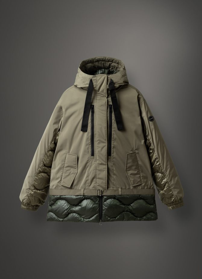 Colourblock jacket with band at the hood - Image 4