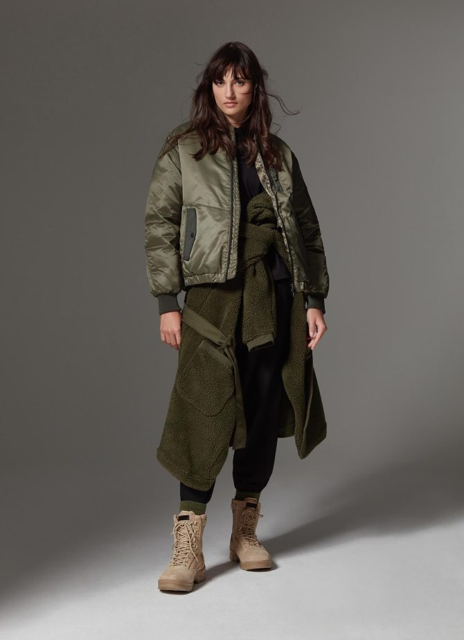 Colourblock jacket with adjustable hem