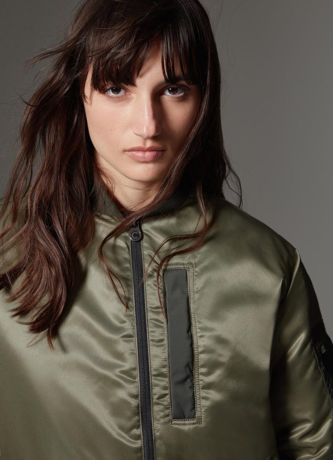 Colourblock jacket with adjustable hem - Image 2